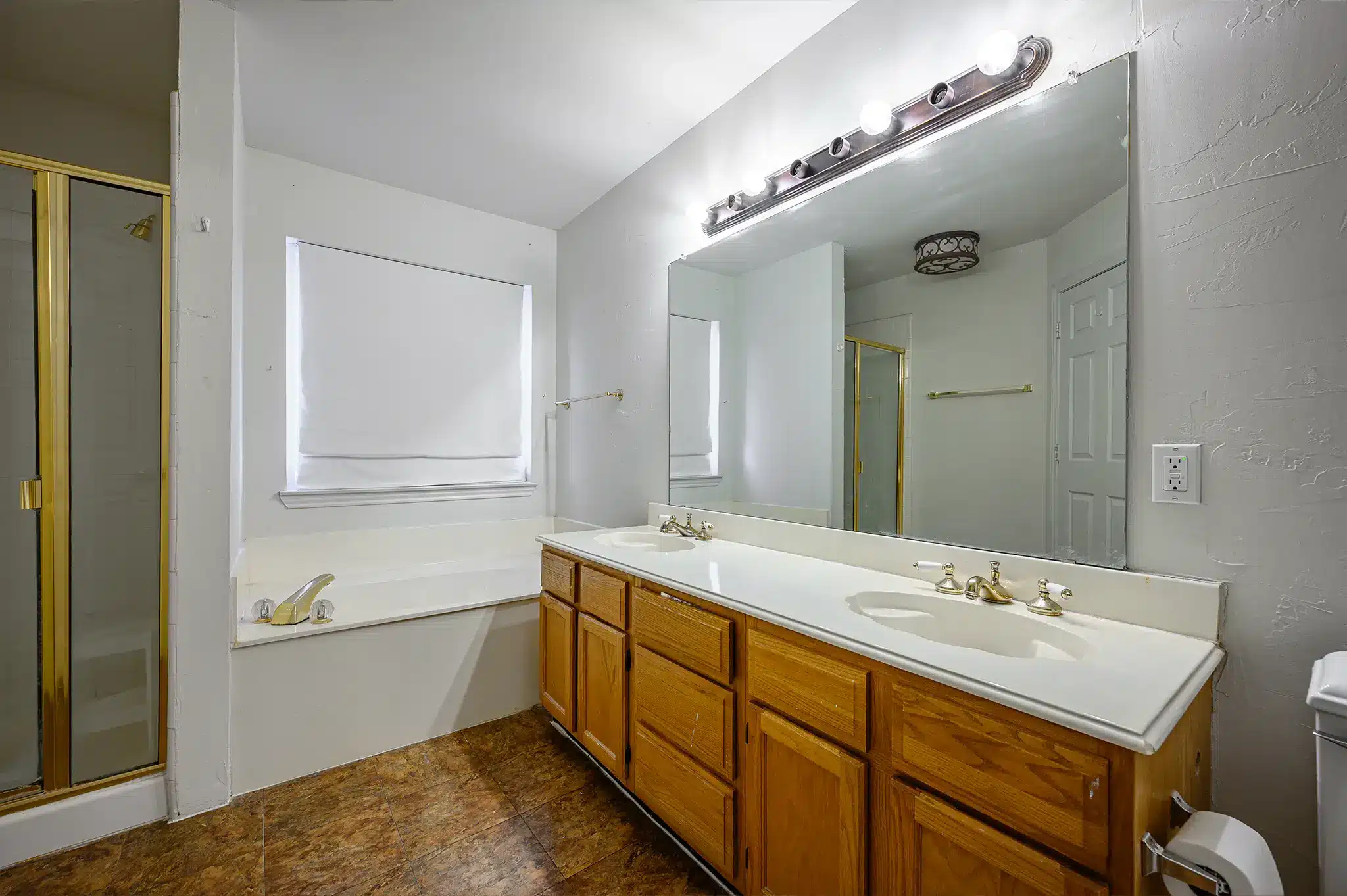 Before Master Bathroom Remodel Project