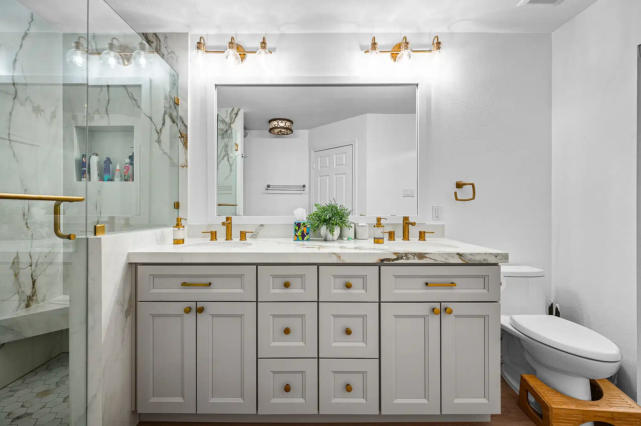 Before Master Bathroom Remodel in Coppell Texas